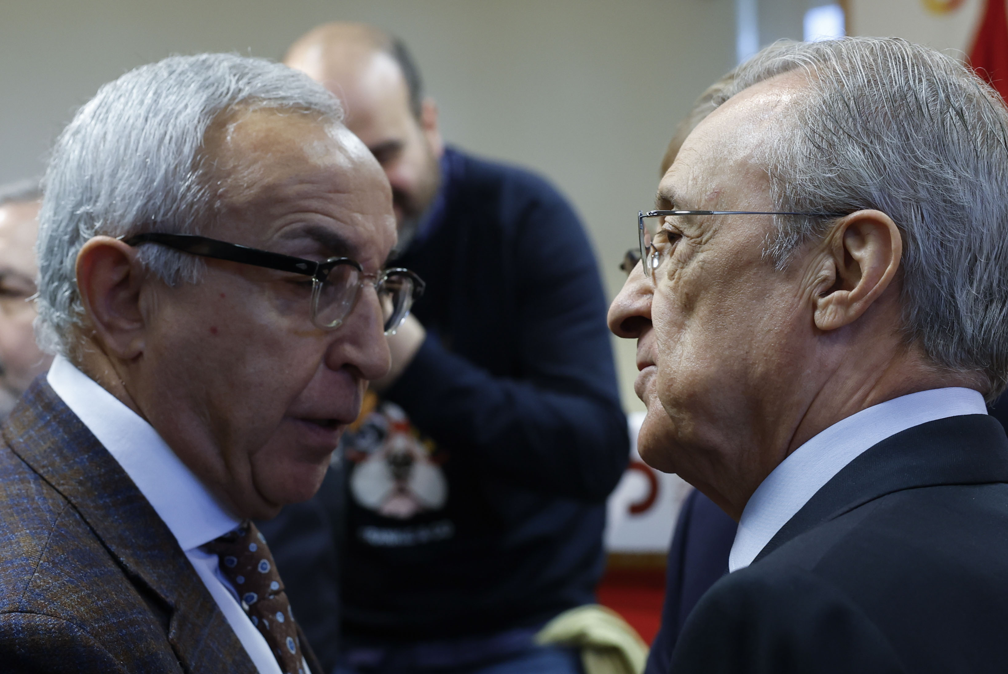 Así sería el formato de la Superliga que eliminaría a la Champions League: video