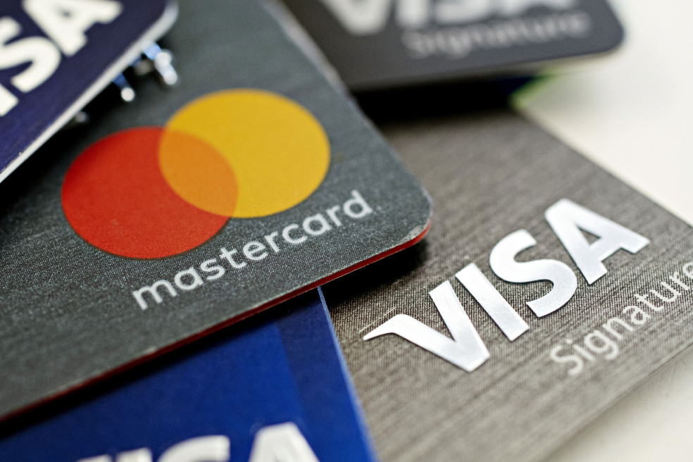 Mastercard y Visa se distancian de web porno Pornhub por contenido ilegal
