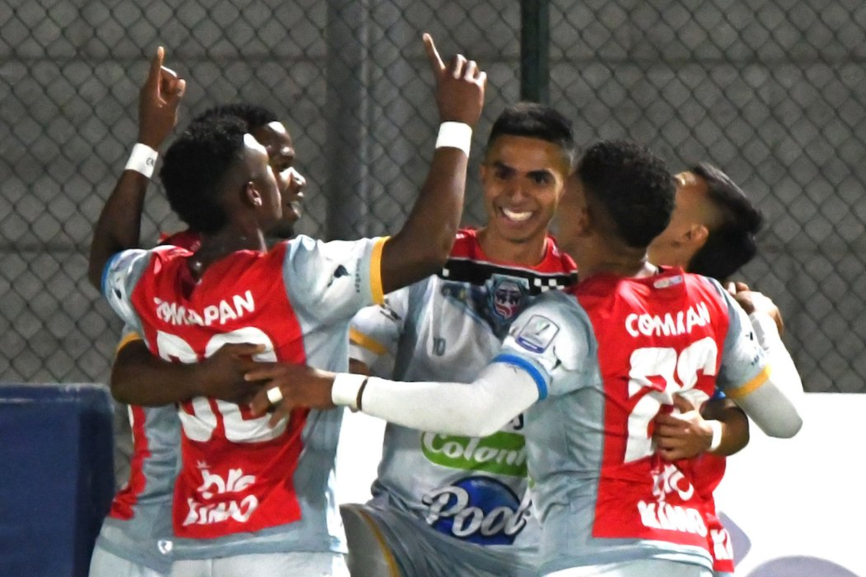 Fortaleza le ganó a Equidad en el último minuto y quedó a poco de la clasificación
