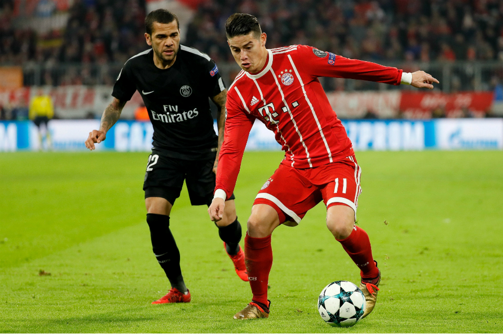 James, titular y asistencia en triunfo del Bayern sobre PSG