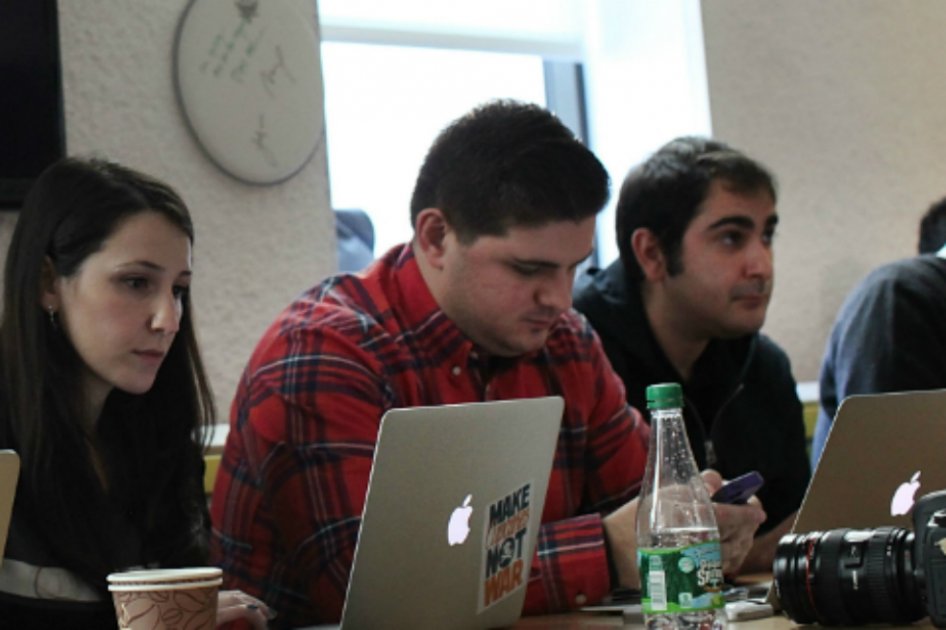 Abren licitación para contratar 14.000 contenidos digitales para educar