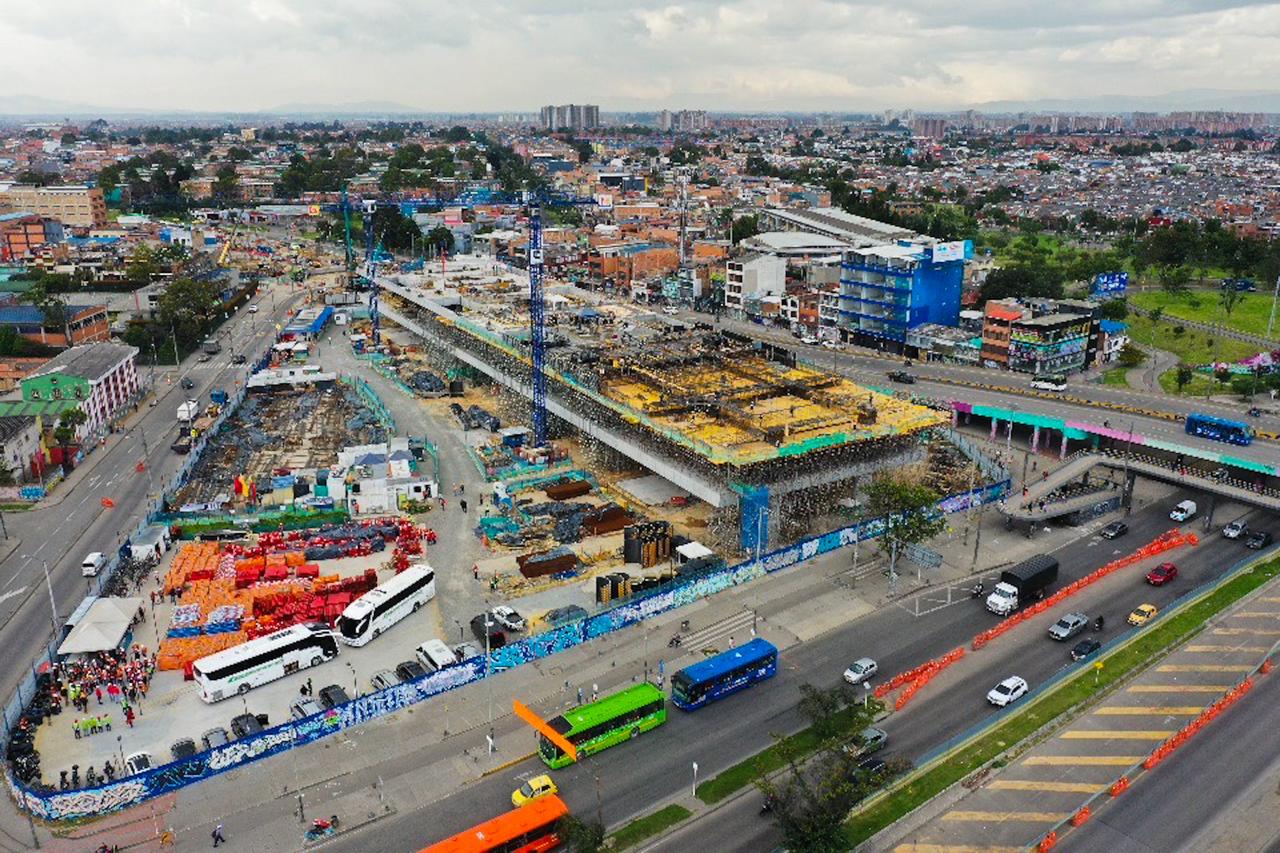 Concejal demandó decreto del gobierno Petro que aplaza recursos para obras viales