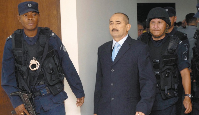 Un parte médico: la nueva prueba de “Cuco” Vanoy para insistir en su libertad