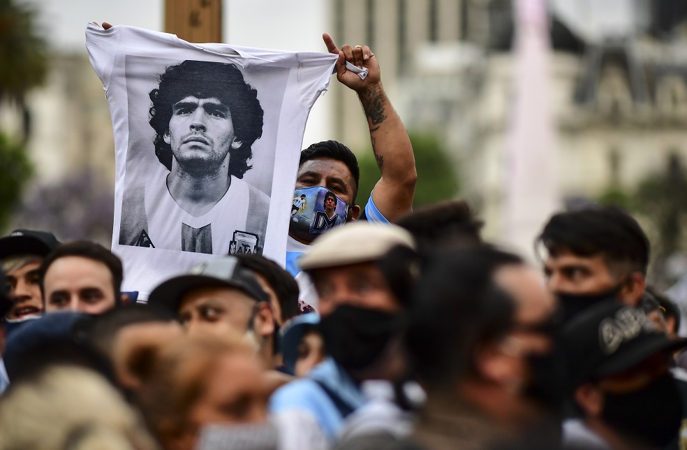 Funeral de Maradona: así fueron los disturbios en inmediaciones de la Casa Rosada
