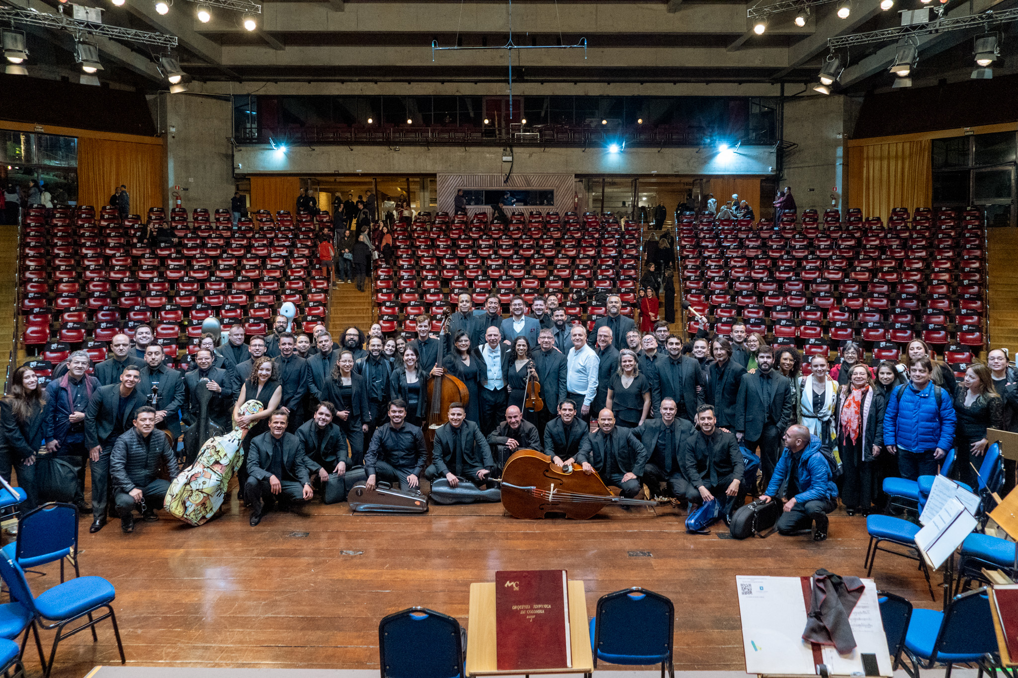 La Orquesta Sinfónica Nacional de Colombia ofreció una actuación que cerró la jornada del 26 de julio en el 54º Festival Internacional de Invierno de Campos do Jordão.