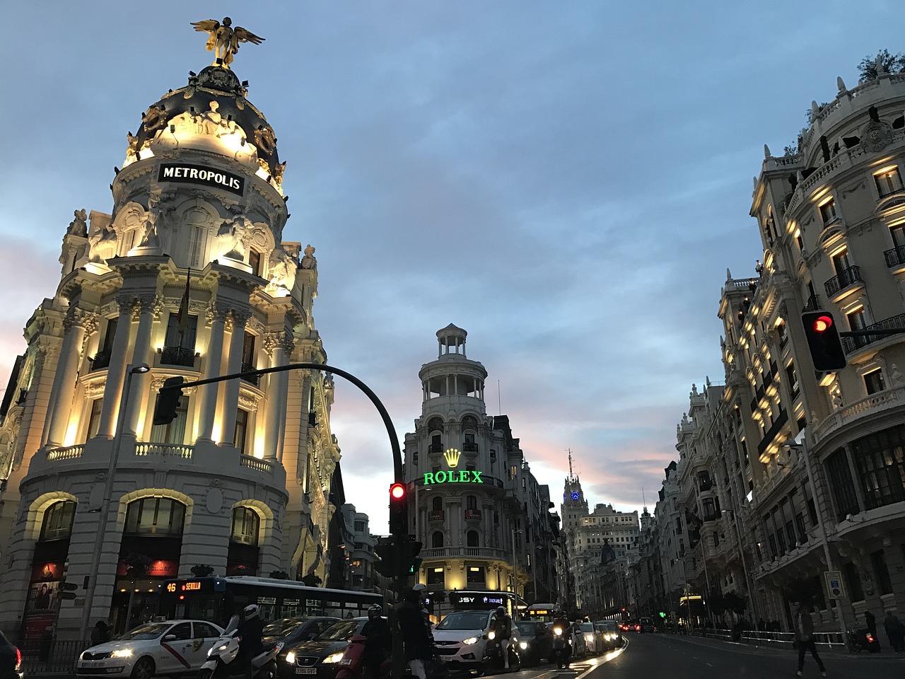 ¿Quiere estudiar en España? 18 universidades de este país visitarán Colombia