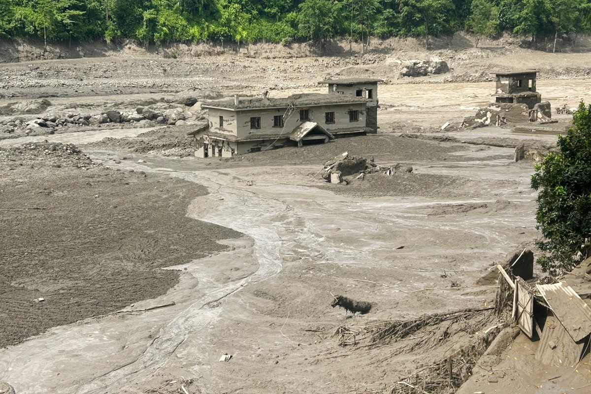 Inundaciones en Nepal dejan 95 muertos y más de 400 desaparecidos, incluidos extranjeros