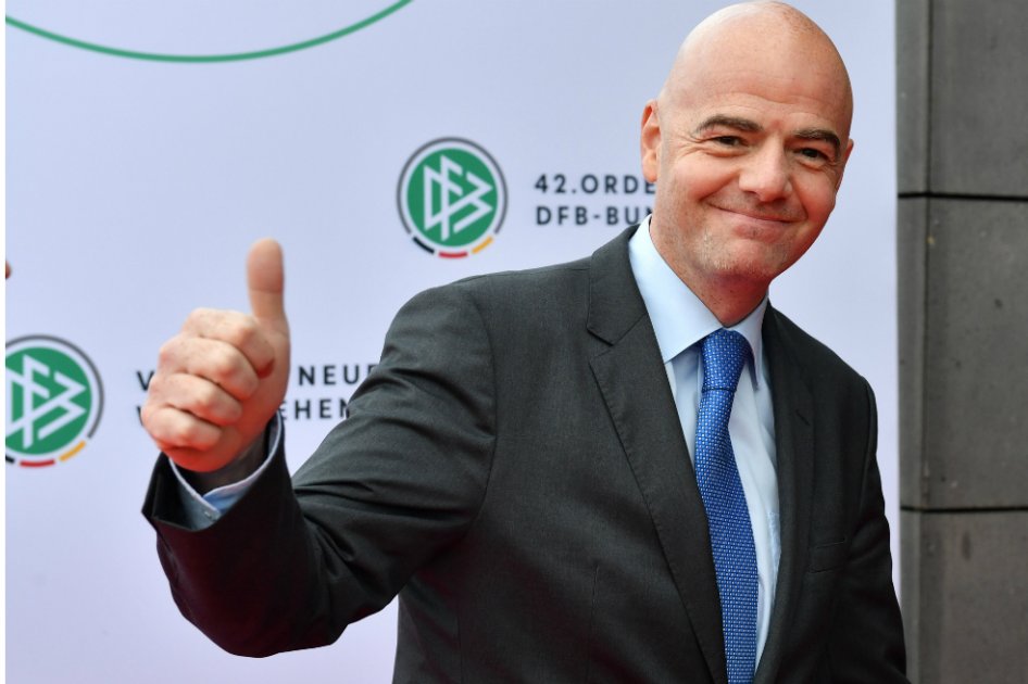 Presidente de la FIFA dice que el fútbol necesita más personas como Mourinho