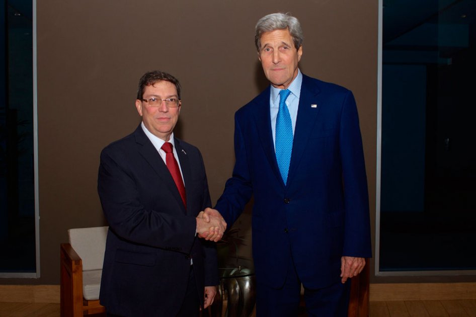 Encuentro histórico entre EEUU y Cuba: «Progresos» en las conversaciones Kerry-Rodríguez