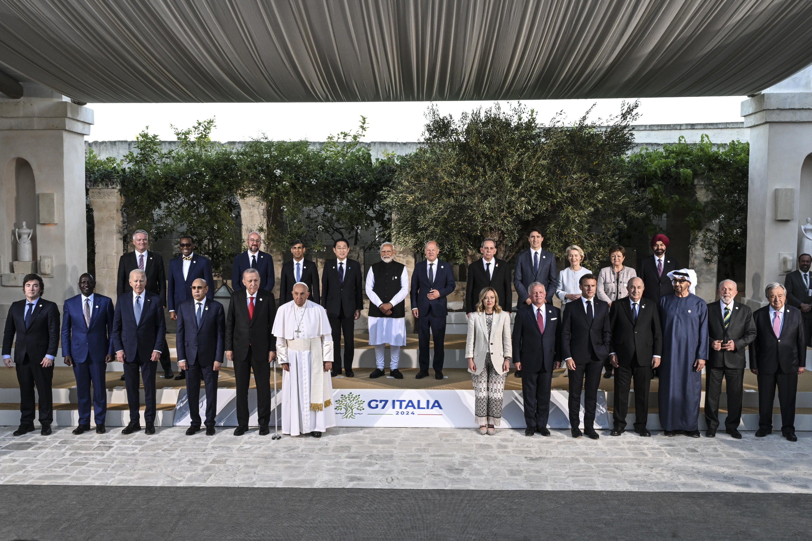G7: sin referencia al aborto y con matices alrededor de los derechos LGBT