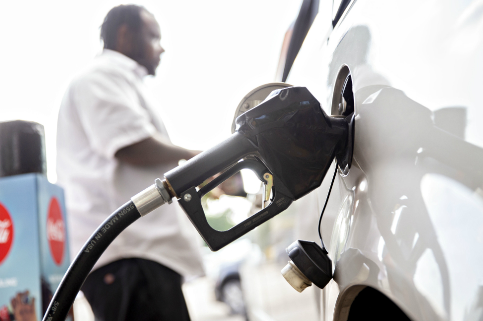 Gobierno mantiene estable precios de combustibles en agosto de 2018