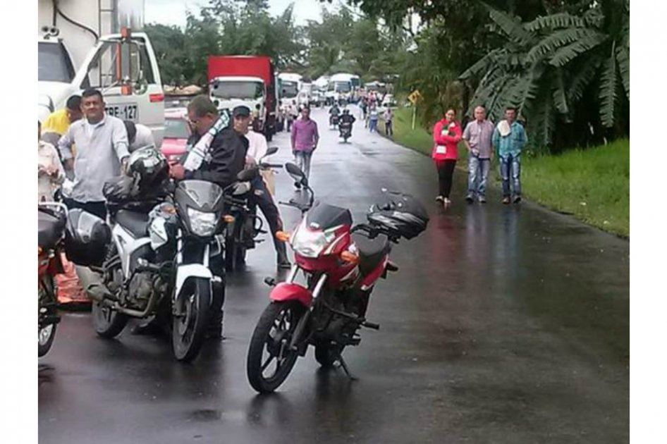Carro bomba obliga a cierre de vía en Puerto Rico, Caquetá