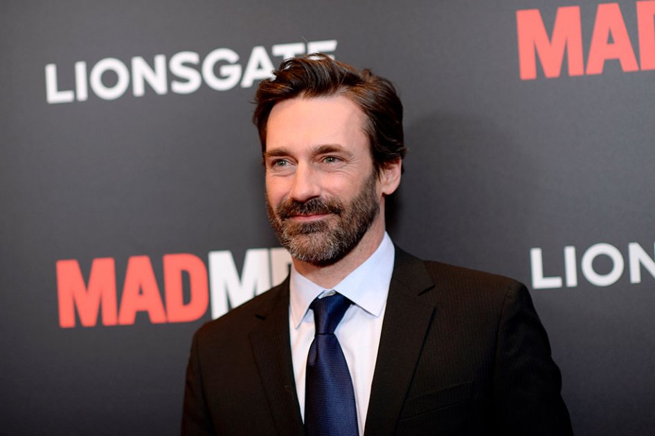 Actor Jon Hamm habla sobre su adicción al alcohol