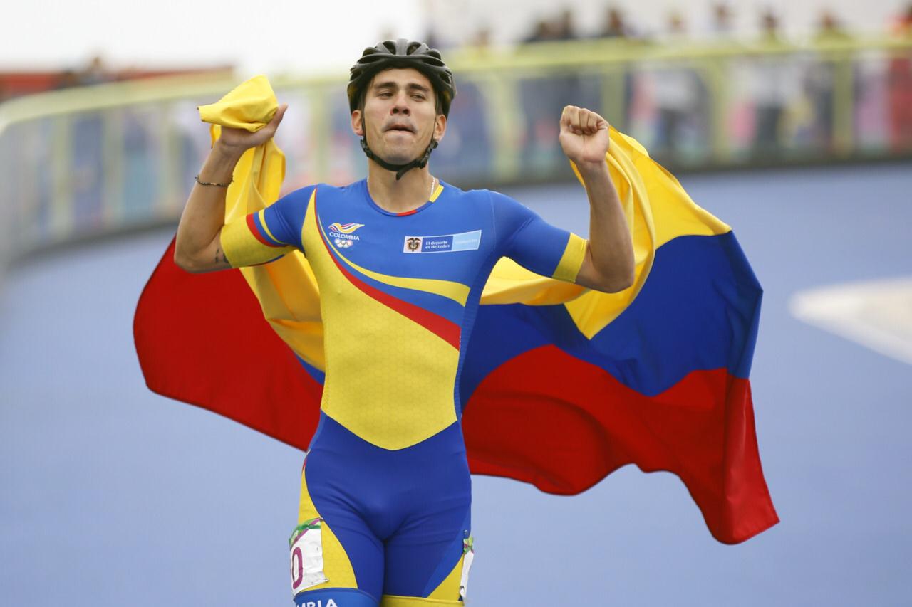 Pedro Causil y Geiny Pájaro le dan dos nuevas medallas de oro a Colombia en patinaje