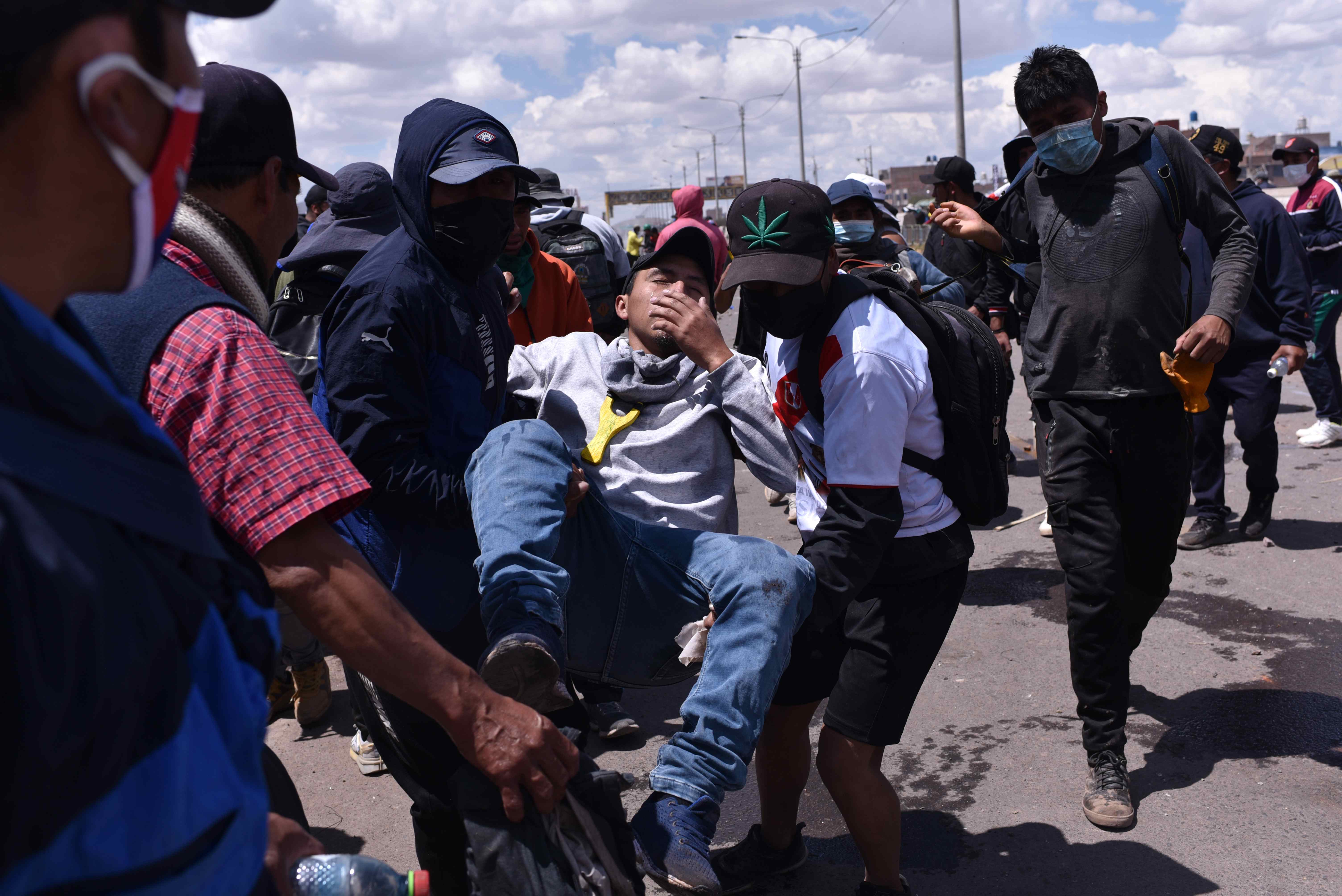 Ya son 17 muertos en nueva oleada de protestas de Perú
