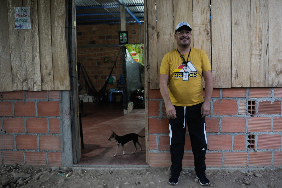 Sobrevivientes de minas antipersonal enseñan desde su experiencia a prevenir accidentes en campos minados