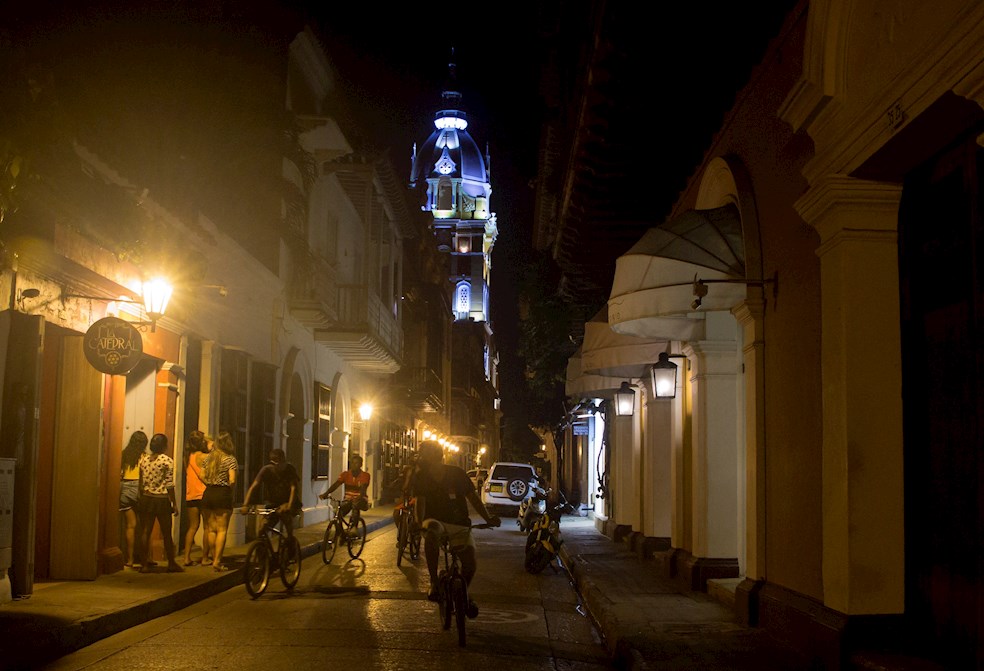 Tímidamente la vida nocturna regresa a Cartagena de Indias