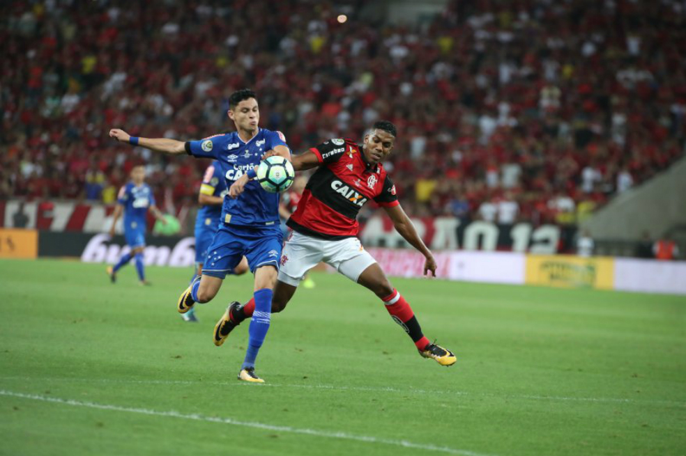 Reinaldo Rueda, en su primera final con Flamengo, igualó ante Cruzeiro por la Copa de Brasil