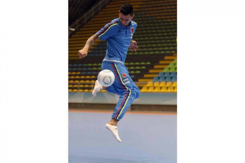 Angellott Caro será el hombre que lidere la nómina de la selección de Colombia. Foto: EFE