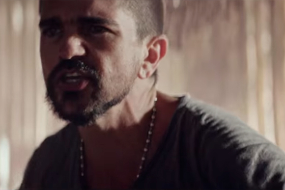 Juanes estrena la electro-cumbia "Hermosa ingrata"