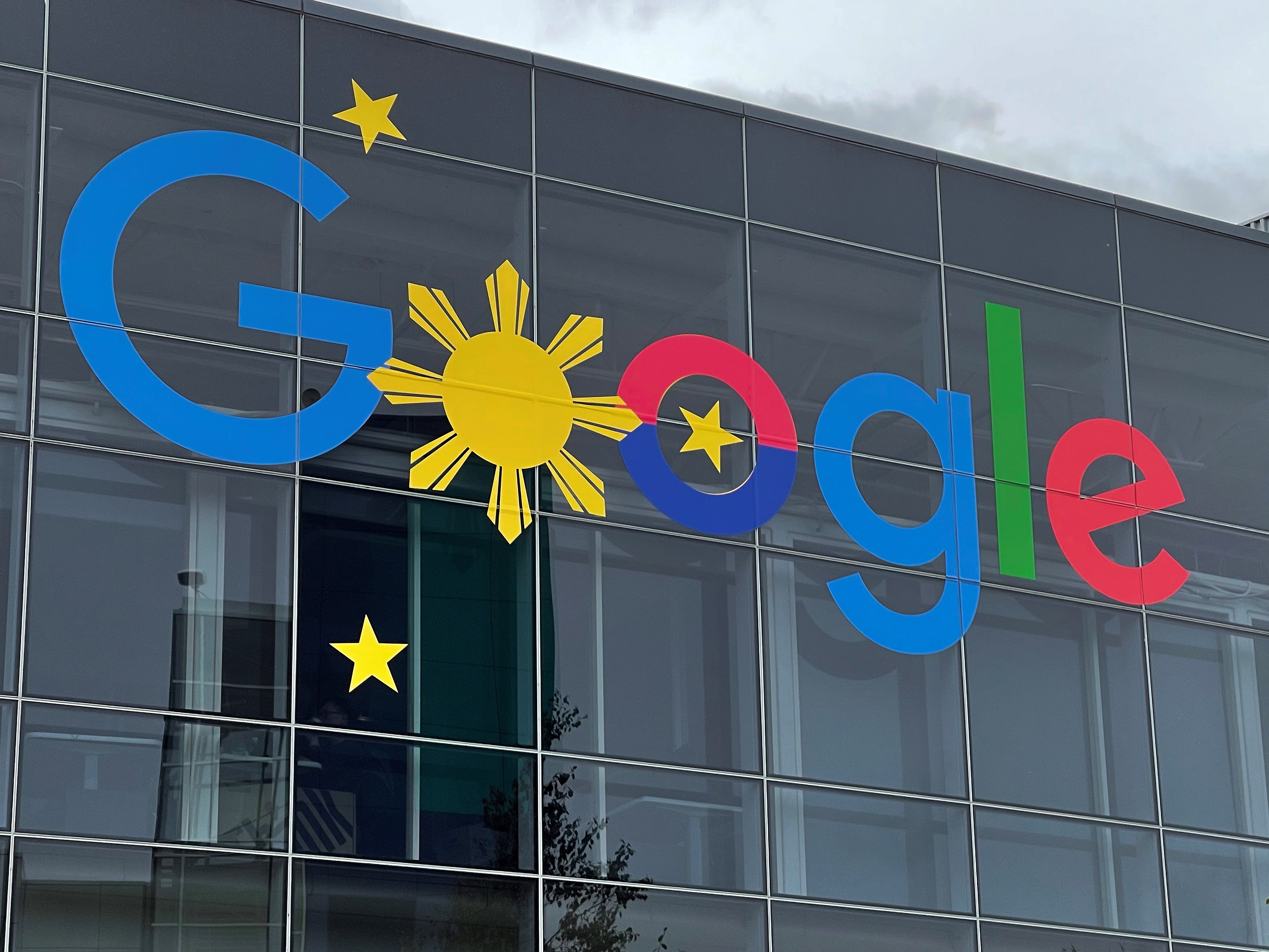 Alphabet supera expectativas al duplicar sus ganancias en 2021