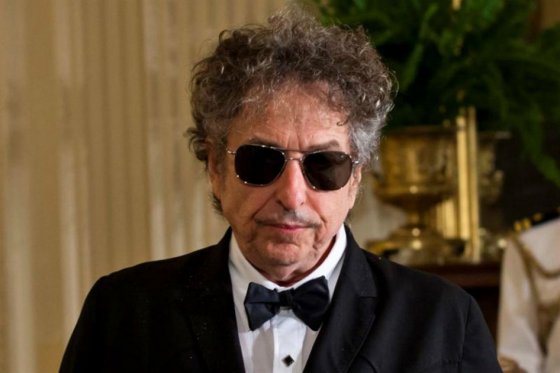 Subastarán manuscritos originales de Bob Dylan y Eric Clapton