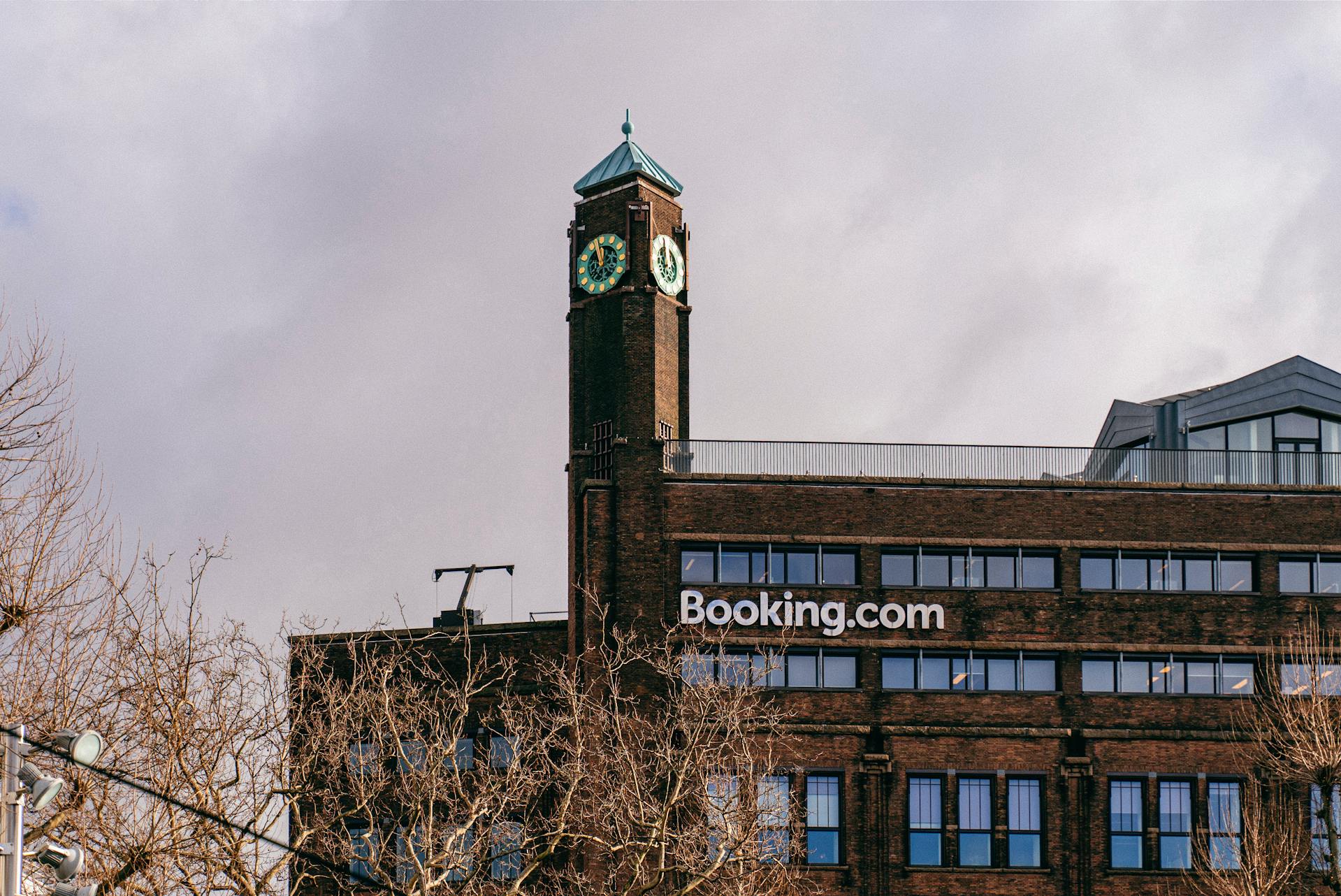 ¿Planeando las vacaciones de fin de año? Las funciones de Booking le pueden ayudar