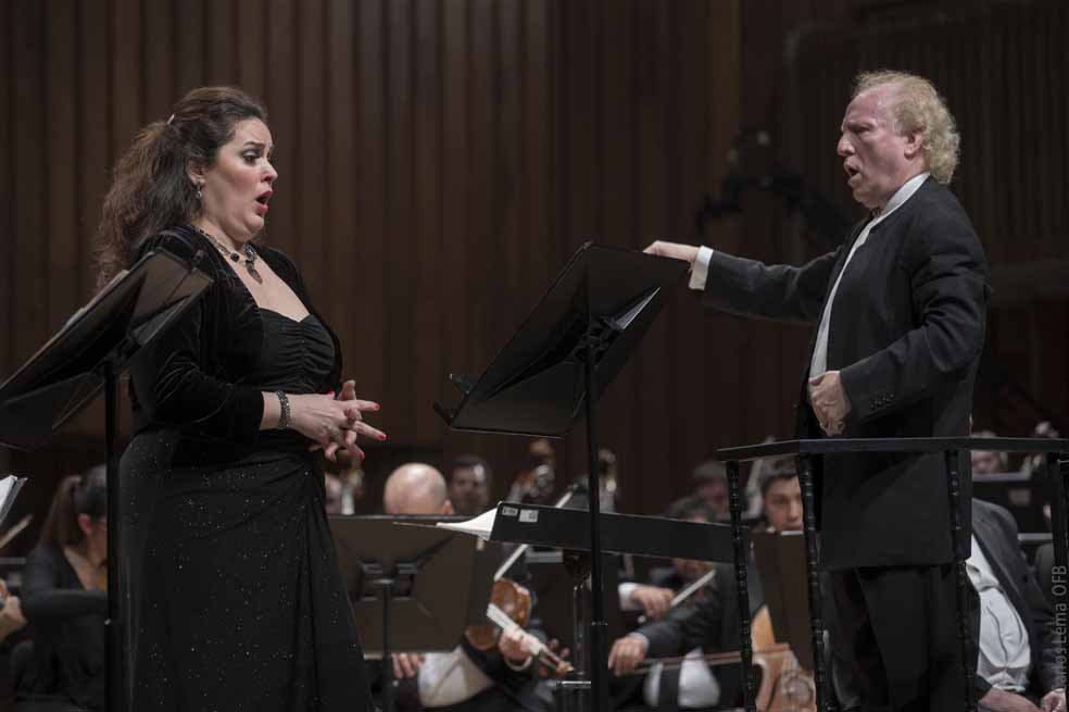 Ópera para escuchar con los ojos cerrados