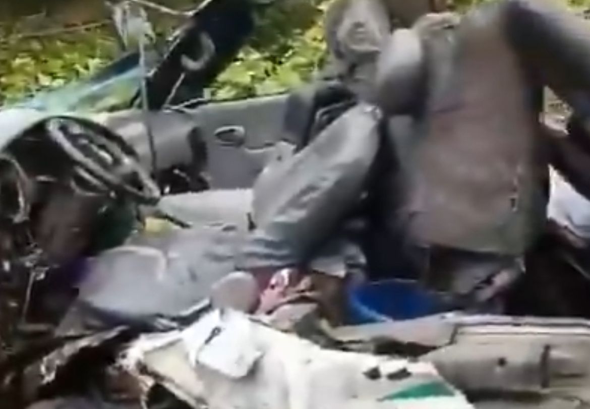 Accidente vía Tumaco-Pasto entre un camión y un bus: hay muertos