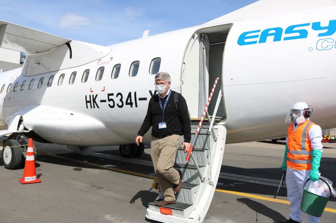 También se encuentran autorizadas rutas entre el aeropuerto José María Córdova de Rionegro y las ciudades de Cúcuta, Armenia, Manizales y San Andrés, a través de los aeropuertos Camilo Daza, El Edén, La Nubia y Gustavo Rojas Pinilla, respectivamente.