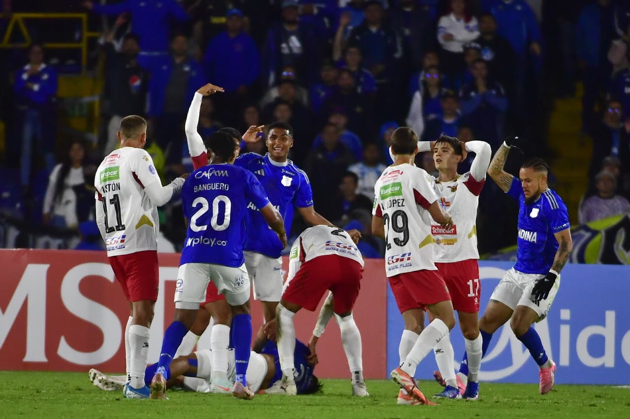 «Gracias a Dios estoy bien. Solo fue un susto», Rodrigo Contreras tras su golpe en la cabeza