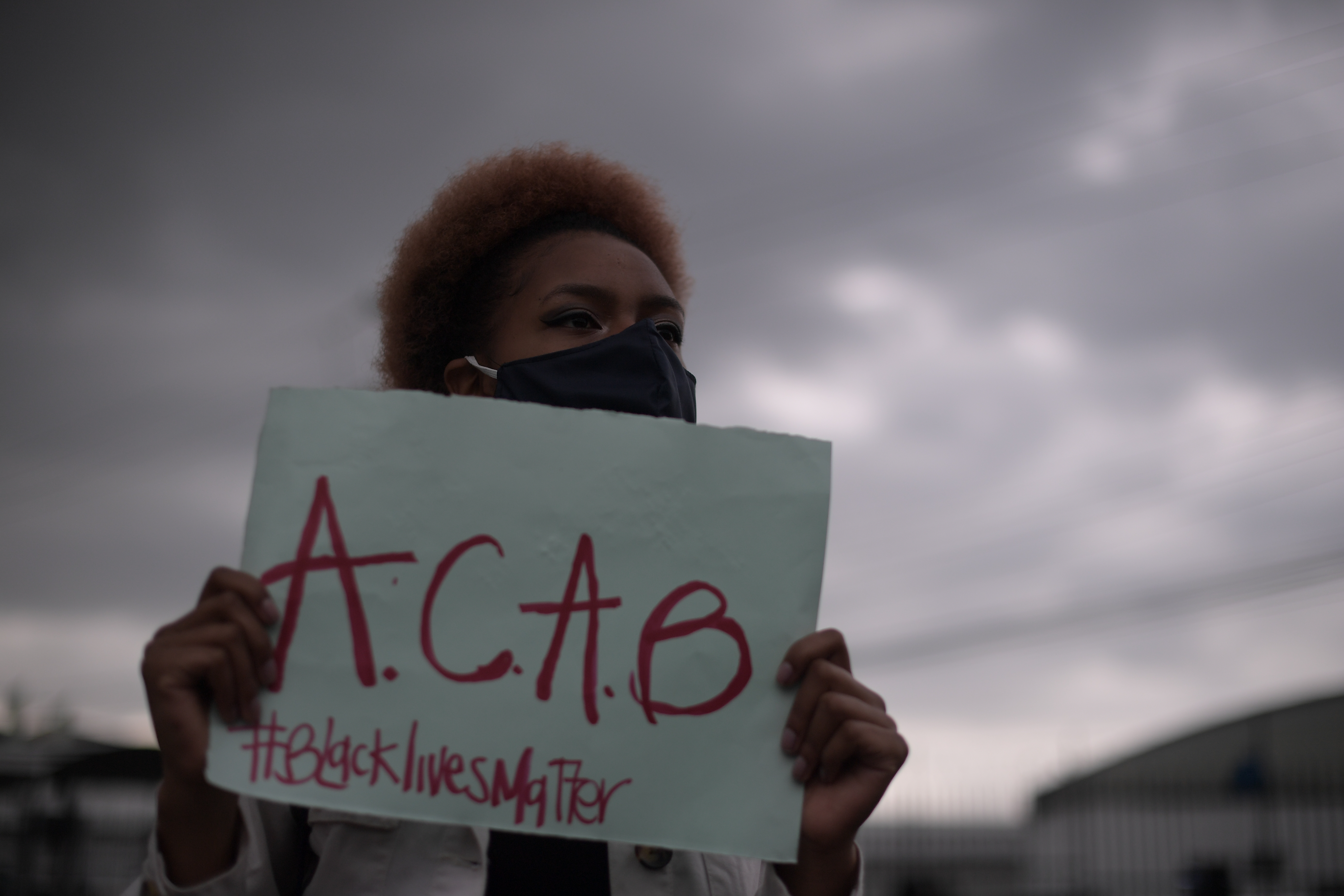 Científicos piden que racismo y discriminación sean declarados riesgos para la salud
