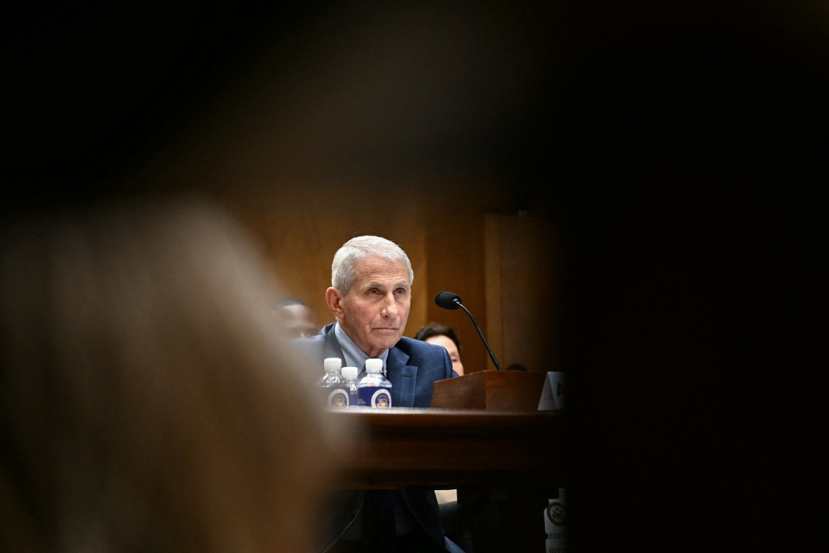 Los diarios de Fauci reavivan la polémica sobre el COVID-19: el médico se niega a declarar