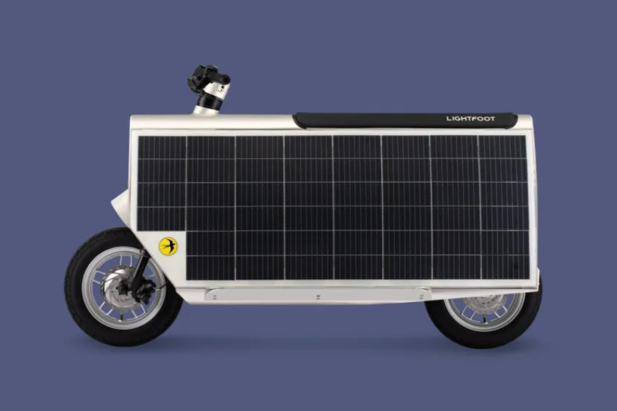 Lightfoot, scooter eléctrico con paneles solares para aumentar su autonomía