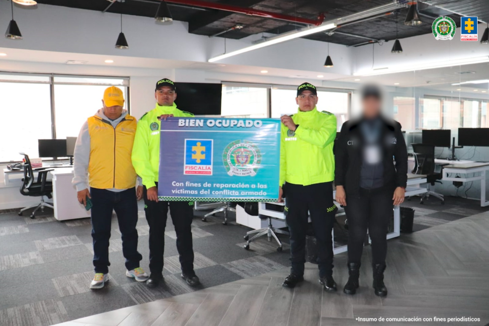 Embargan bienes de petrolera francesa en Bogotá por presunta relación con paramilitares