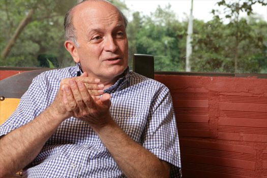 Con “El papagayo” encima