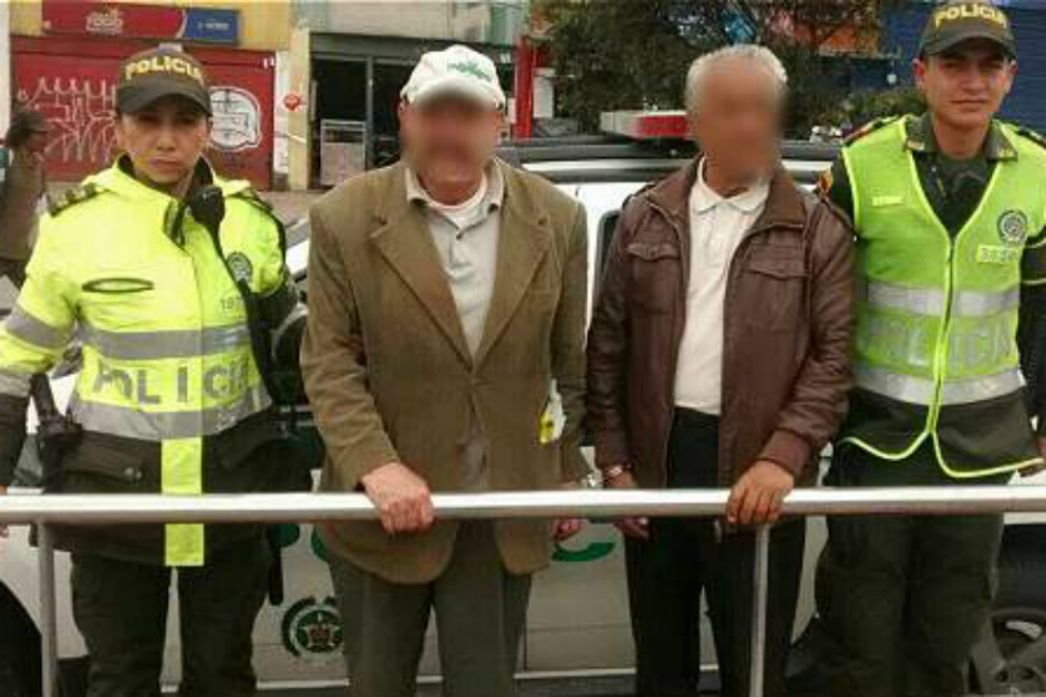 Capturan dos abuelos que robaban en Transmilenio
