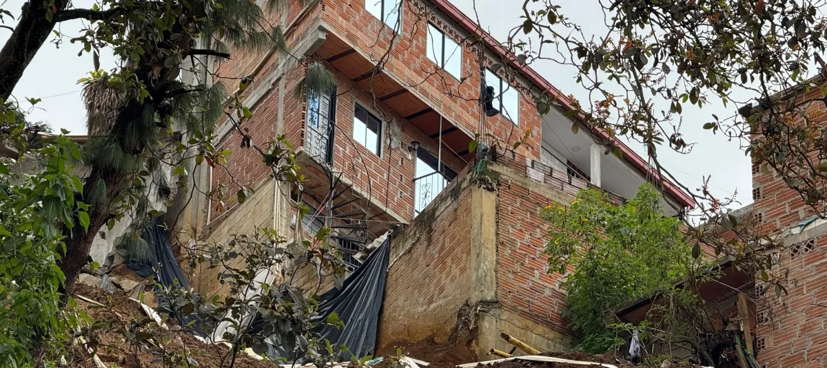 Polémica en Medellín por demolición de 23 viviendas en Villatina