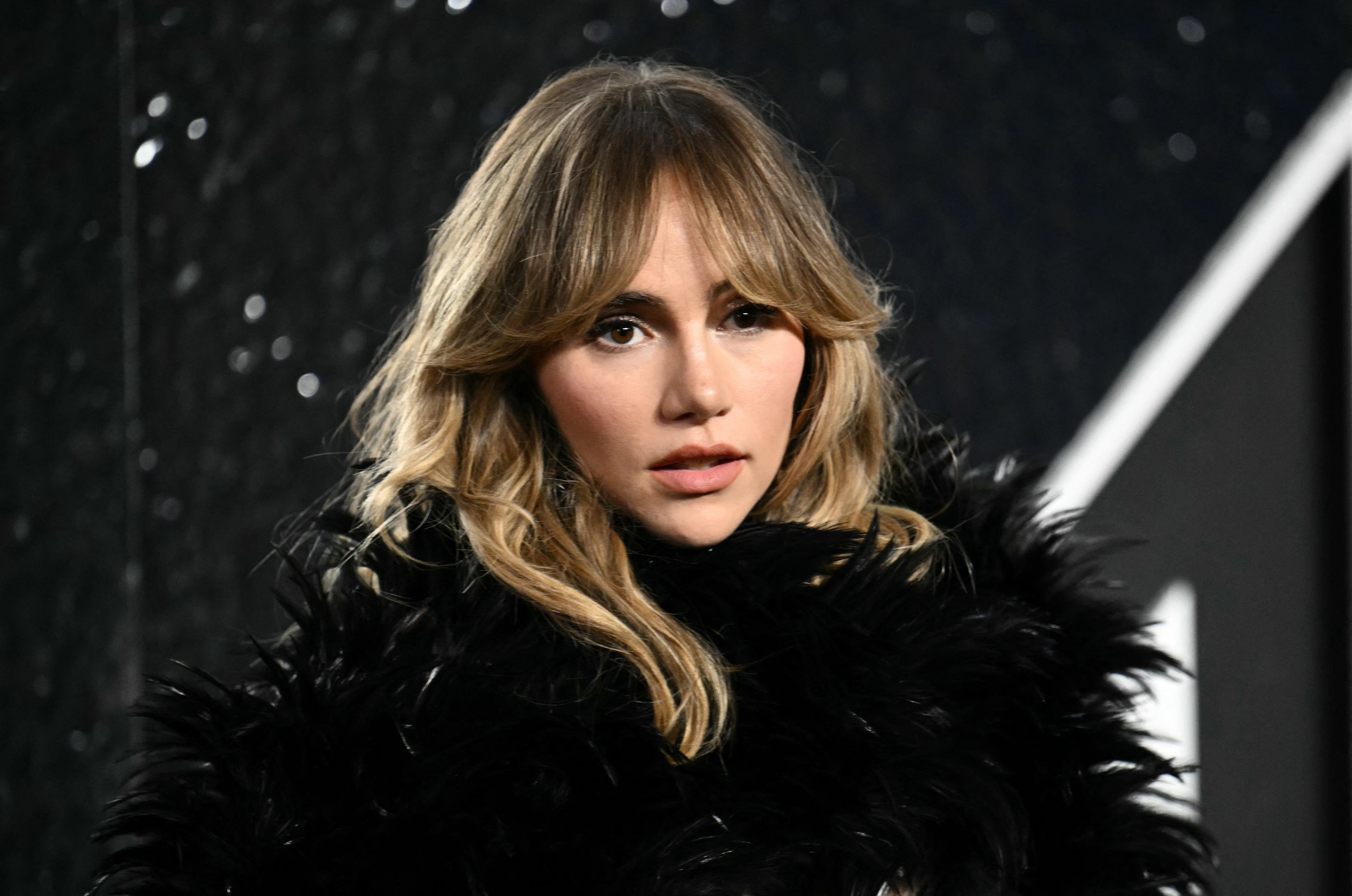 La música y modelo Suki Waterhouse.