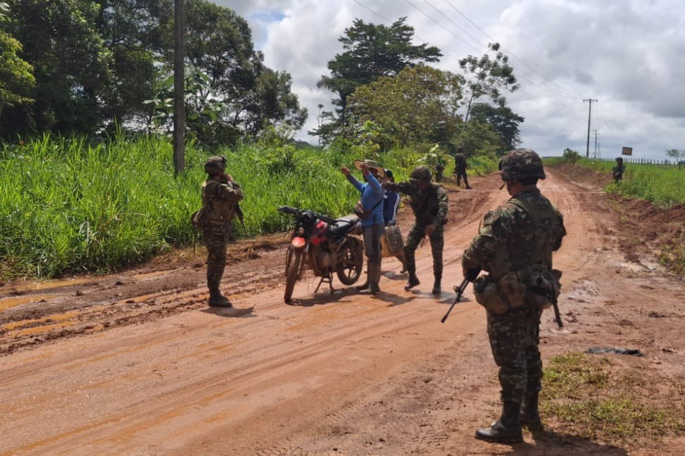 Paro armado en Guaviare: más de 30.000 personas confinadas por las disidencias