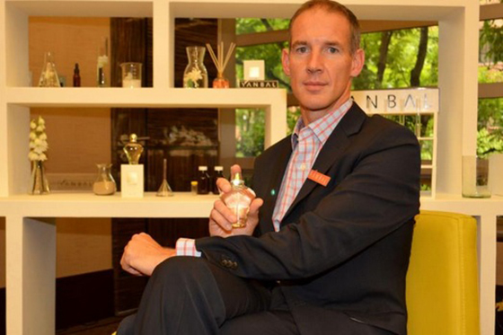 Ccori Cristal, perfume que une el arte y el lujo
