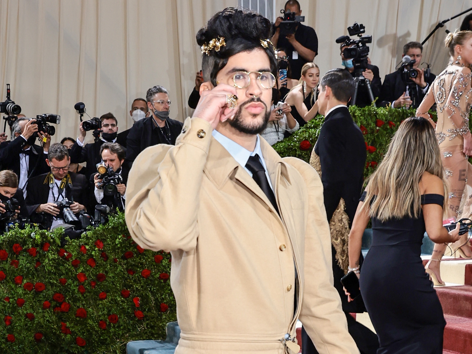 Fotos – Así es la escena gay que se filtró protagonizada por Bad Bunny