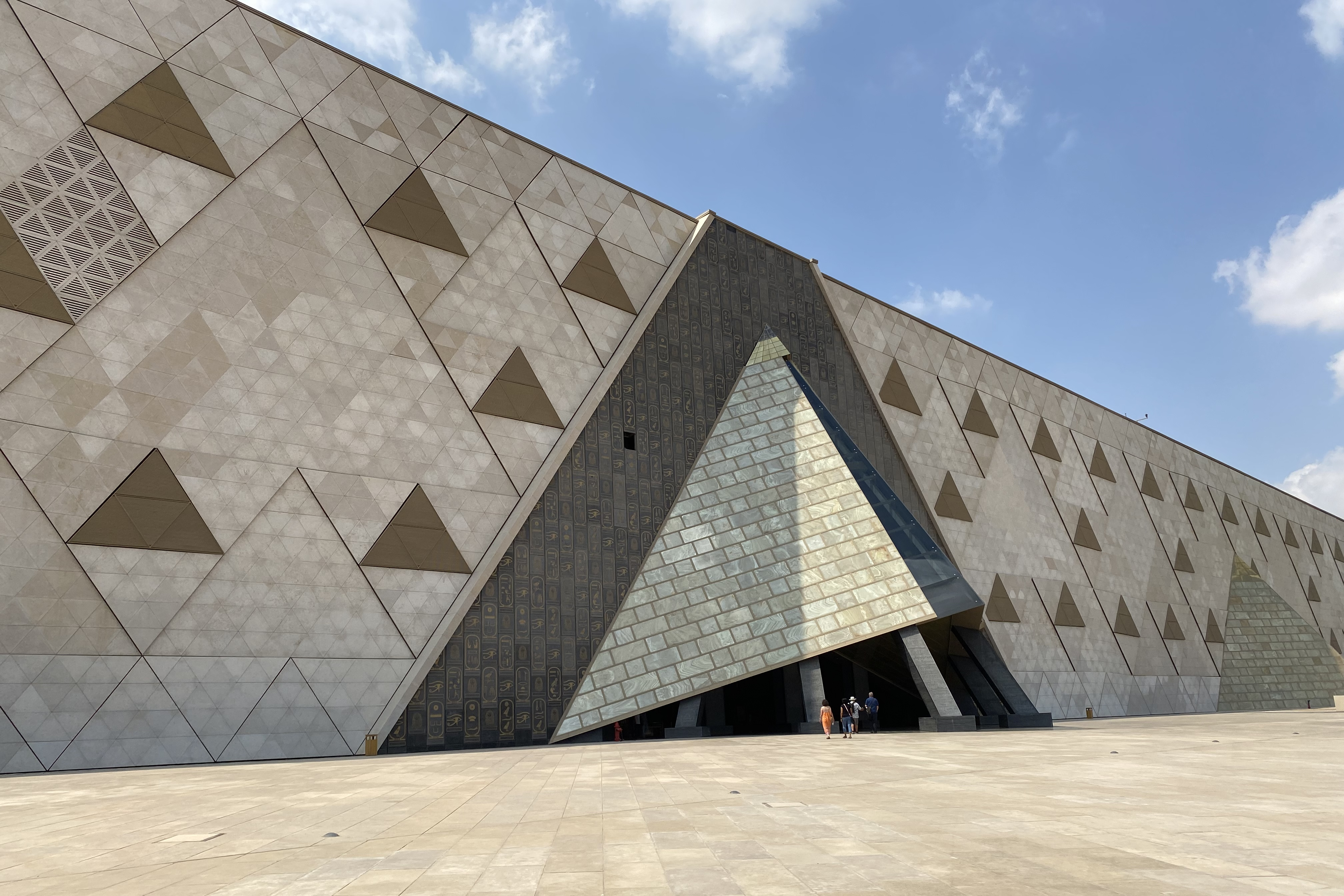 El Gran Museo Egipcio abrirá sus puertas tras el covid y las guerras en Oriente Medio