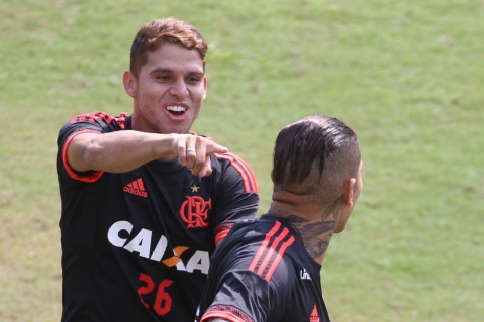 Gustavo Cuellar, mediocampista del Flamengo de Brasil. Foto: Flamengo