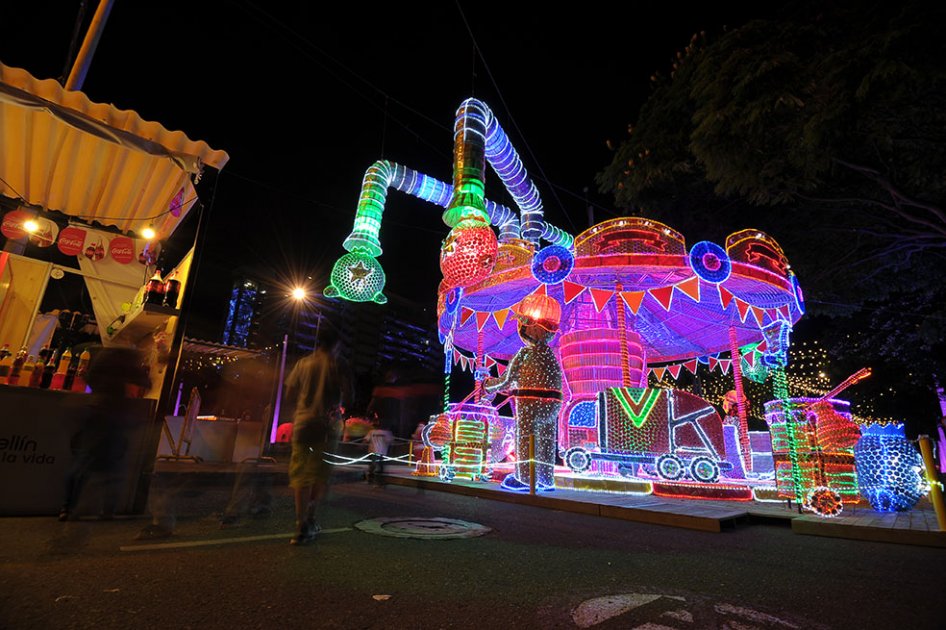 Medellín en Navidad: una ciudad de luz