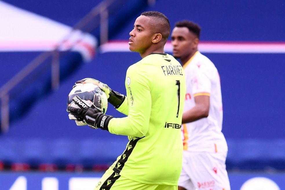 Faríñez debutó en liga de Francia con derrota contra PSG
