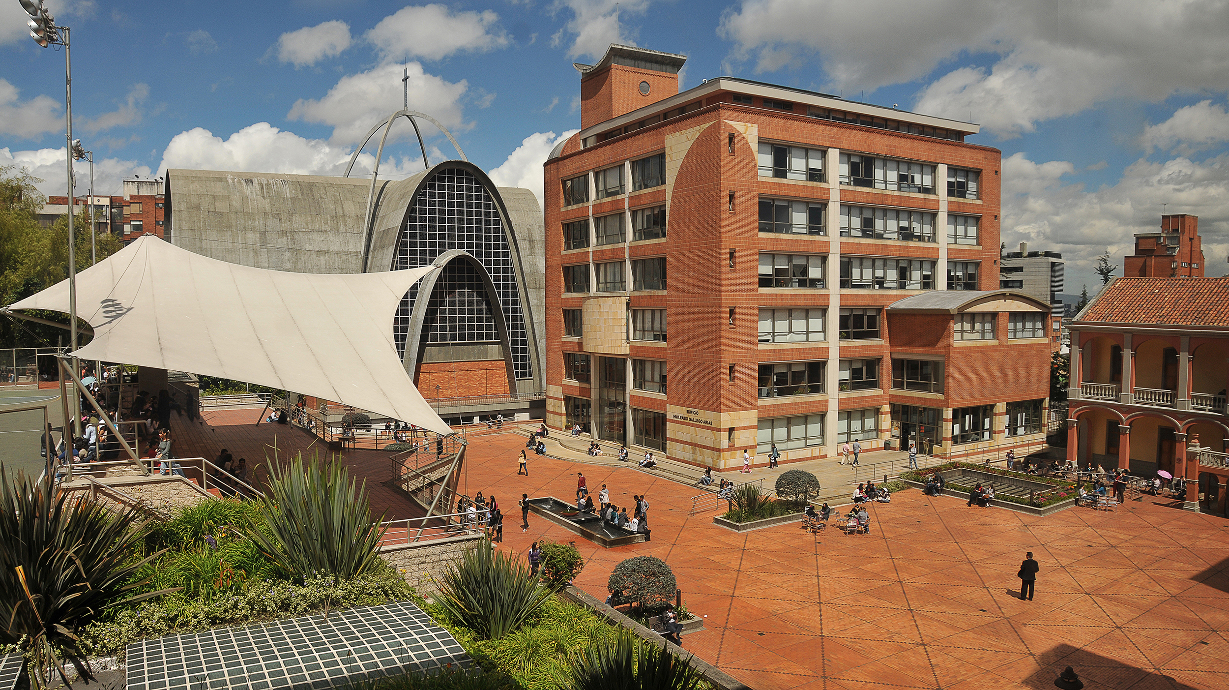 La Salle cumple seis décadas construyendo futuro
