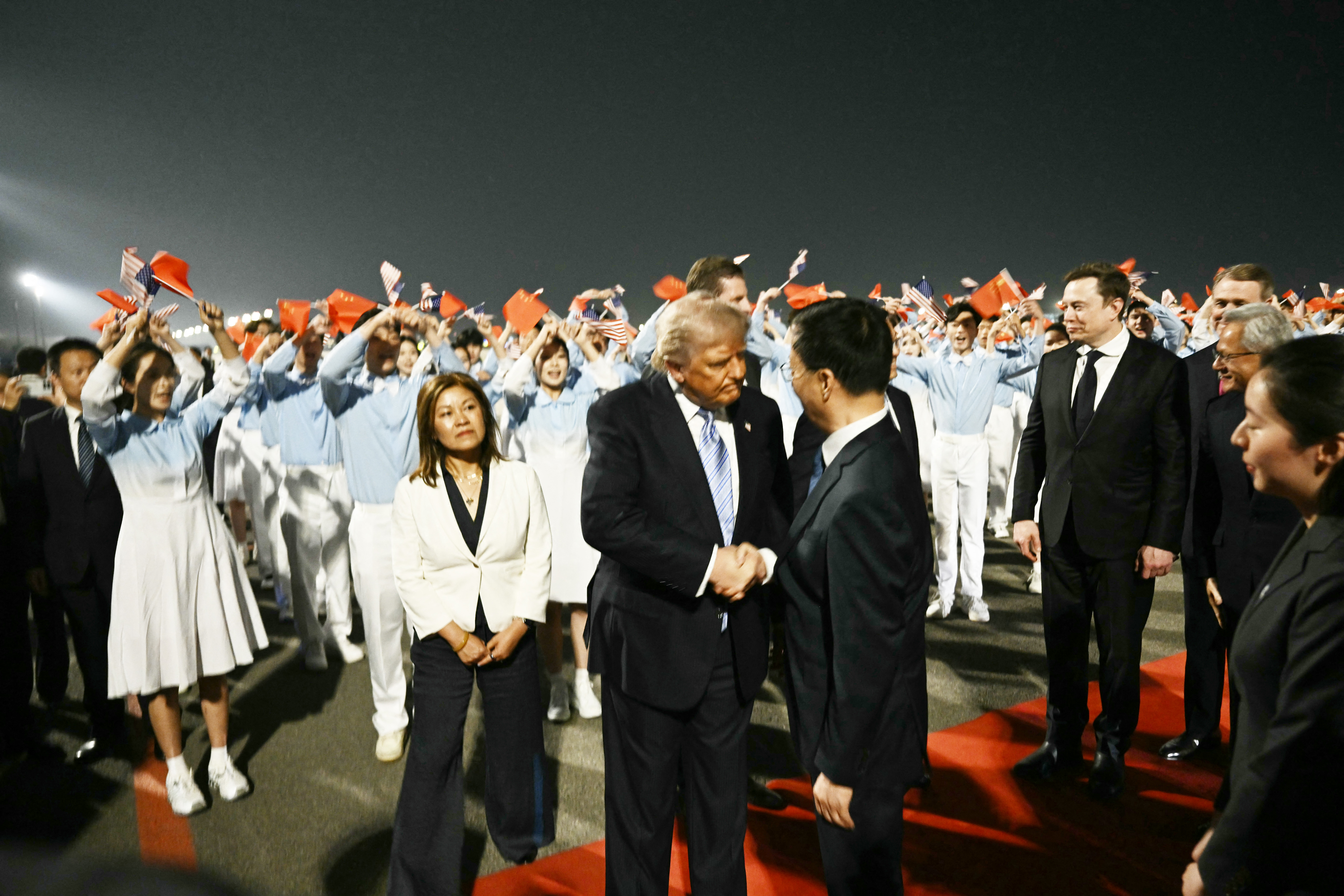 Trump llegó a China para su encuentro con Xi Jinping: lo que se espera de esta visita