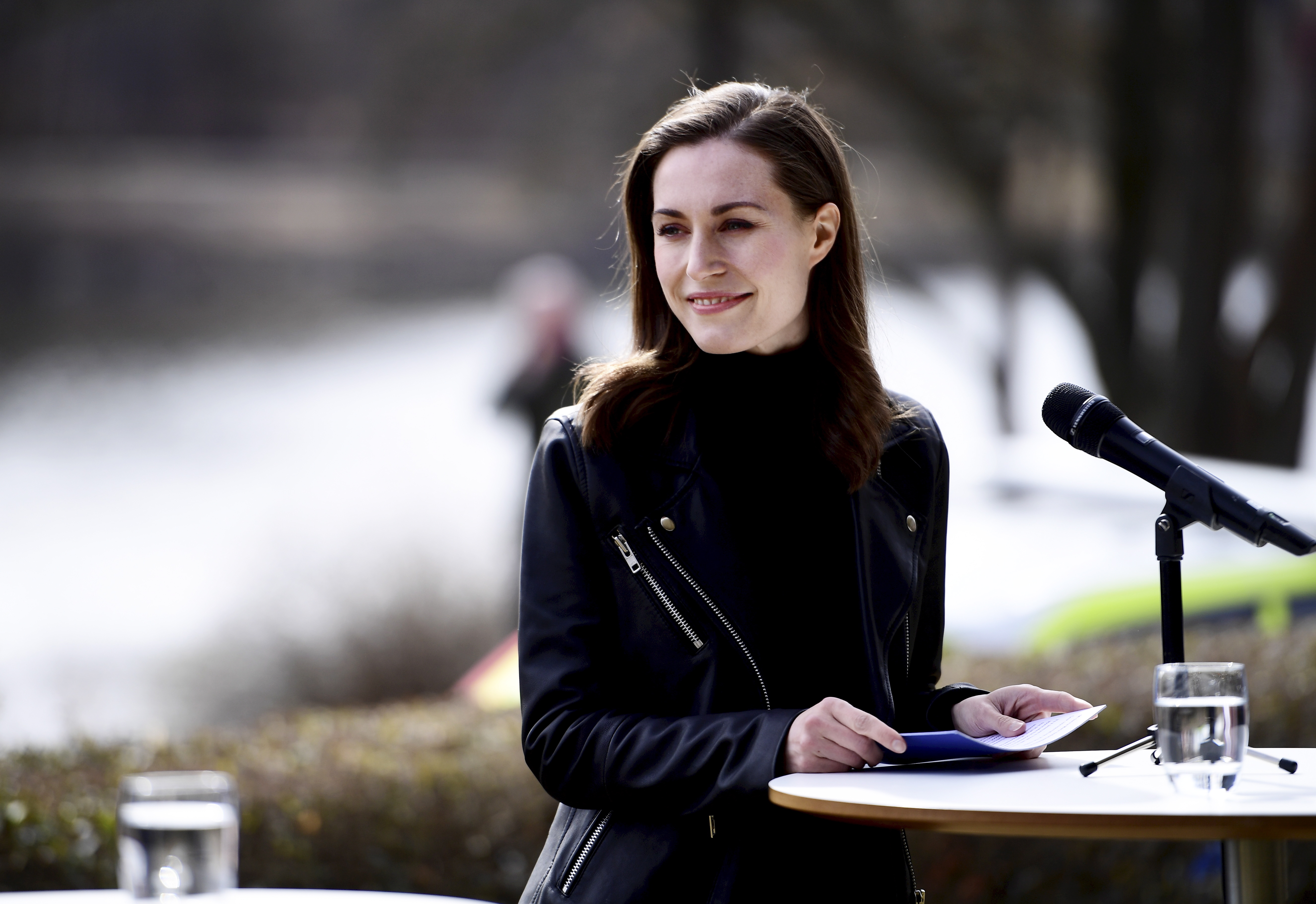 “Soy humana”: primera ministra de Finlandia sobre el escrutinio a su vida privada