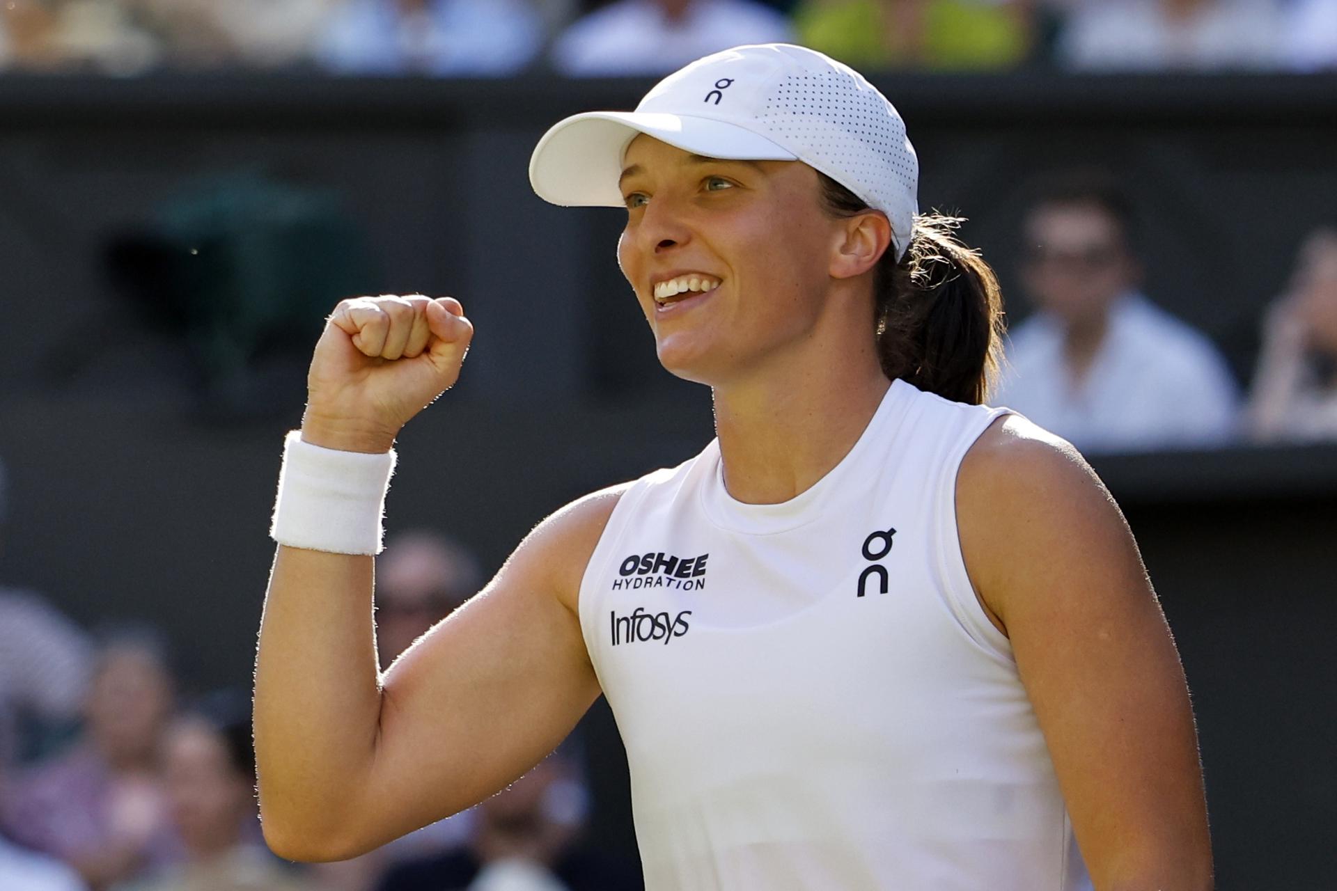 Iga Swiatek será rival de Amanda Anisimova en la final de Wimbledon